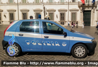 Fiat Punto II serie
Polizia di Stato
POLIZIA E5874
POLIZIA E8989
Parole chiave: Fiat Punto_IIserie POLIZIAE5874 POLIZIAE8989