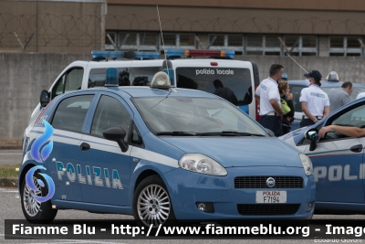 Fiat Grande Punto
Polizia di Stato
POLIZIA F7194
Parole chiave: Fiat Grande_Punto POLIZIAF7194