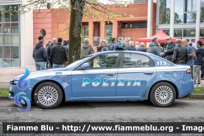 Alfa Romeo 159
Polizia Di Stato
Polizia Stradale
POLIZIA F7303
Parole chiave: Alfa-Romeo 159 POLIZIAF7303