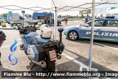 Yamaha FJR 1300 II serie
Polizia di Stato
Polizia Stradale
Allestimento Elevox
POLIZIA G3139
Parole chiave: Yamaha FJR1300_IIserie POLIZIAG3139