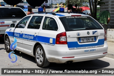 Skoda Octavia II serie
Polizia Municipale
Bellaria - Igea Marina (RN)
POLIZIA LOCALE YA 579 AE
Parole chiave: Skoda Octavia_IIserie POLIZIALOCALEYA579AE Air_Show_2018