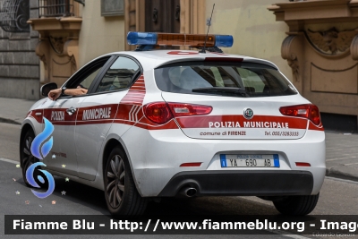 Alfa Romeo Nuova Giulietta restyle
Polizia Municipale di Firenze
Autopattuglia allestimento Focaccia
Automezzo 61
POLIZIA LOCALE YA 690 AB
Parole chiave: Alfa-Romeo Nuova_Giulietta_restyle POLIZIALOCALEYA690AB