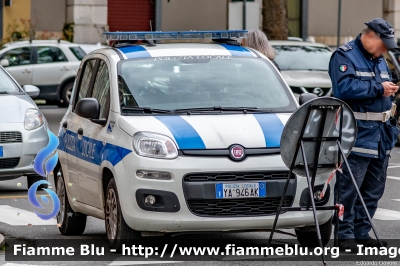 Fiat Nuova Panda II serie
Polizia Municipale La Spezia
Codice Automezzo: A2
POLIZIA LOCALE YA 946 AK
Parole chiave: Fiat Nuova_Panda_IIserie POLIZIALOCALEYA946AK