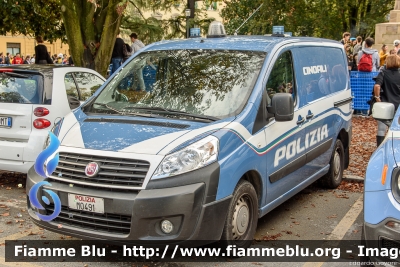 Fiat Scudo IV serie
Polizia di Stato
Unità Cinofile
allestito Elevox
POLIZIA M0491
Parole chiave: Fiat Scudo_IVserie POLIZIAM0491