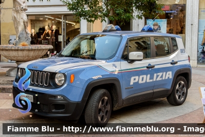 Jeep Renegade
Polizia di Stato
Reparto Prevenzione Crimine
Allestimento NCT Nuova Carrozzeria Torinese
Decorazione Grafica Artlantis
POLIZIA M3050
Parole chiave: Jeep Renegade POLIZIAM3050 Santa_Barbara_2019