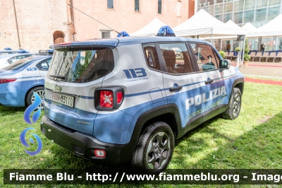 Jeep Renegade
Polizia di Stato
Allestito Nuova Carrozzeria Torinese
POLIZIA M3110
Parole chiave: Jeep Renegade POLIZIAM3110