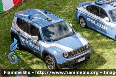 Jeep Renegade
Polizia di Stato
Allestito Nuova Carrozzeria Torinese
POLIZIA M3110
Parole chiave: Jeep Renegade POLIZIAM3110