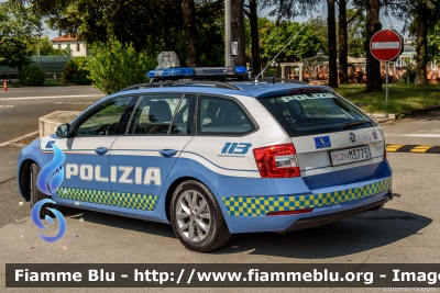 Skoda Octavia Wagon V serie
Polizia di Stato
Polizia Autostradale in servizio sulla rete Autostrade per l'Italia
Allestimento Focaccia
Decorazione Grafica Artlantis
Con nuova decorazione
POLIZIA M3775
Parole chiave: Skoda Octavia_Wagon_Vserie POLIZIAM3775