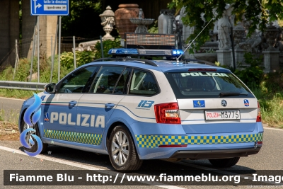 Skoda Octavia Wagon V serie
Polizia di Stato
Polizia Autostradale in servizio sulla rete Autostrade per l'Italia
Allestimento Focaccia
Decorazione Grafica Artlantis
Con nuova decorazione
POLIZIA M3775
Parole chiave: Skoda Octavia_Wagon_Vserie POLIZIAM3775