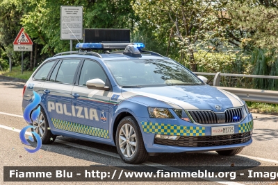 Skoda Octavia Wagon V serie
Polizia di Stato
Polizia Autostradale in servizio sulla rete Autostrade per l'Italia
Allestimento Focaccia
Decorazione Grafica Artlantis
Con nuova decorazione
POLIZIA M3775
Parole chiave: Skoda Octavia_Wagon_Vserie POLIZIAM3775