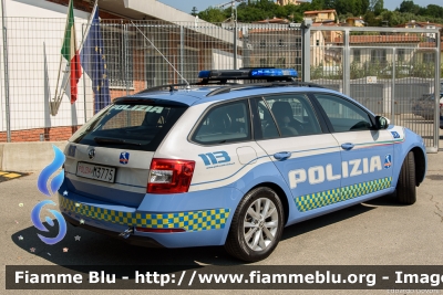 Skoda Octavia Wagon V serie
Polizia di Stato
Polizia Autostradale in servizio sulla rete Autostrade per l'Italia
Allestimento Focaccia
Decorazione Grafica Artlantis
Con nuova decorazione
POLIZIA M3775
Parole chiave: Skoda Octavia_Wagon_Vserie POLIZIAM3775