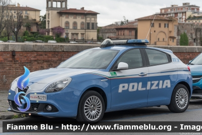 Alfa-Romeo Nuova Giulietta restyle
Polizia di Stato
Polizia di Frontiera
Allestimento NCT
POLIZIA M4239
Parole chiave: Alfa-Romeo Nuova_Giulietta_restyle POLIZIAM4239 Festa_della_Polizia_2023