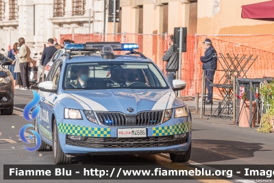 Skoda Octavia Wagon V serie
Polizia di Stato
Polizia Stradale
Allestimento Focaccia
POLIZIA M4686
Parole chiave: Skoda Octavia_Wagon_Vserie POLIZIAM4686