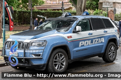 Jeep Grand Cherokee IV serie restyle
Polizia di Stato
Reparto Mobile
POLIZIA M4987
Parole chiave: Jeep Grand_Cherokee_IVserie_restyle POLIZIAM4987 Festa_della_Repubblica_2024