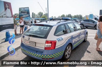 Skoda Octavia Wagon V serie
Polizia di Stato
Polizia Stradale
Allestimento Focaccia
POLIZIA M5303
Parole chiave: Skoda Octavia_Wagon_Vserie POLIZIAM5303