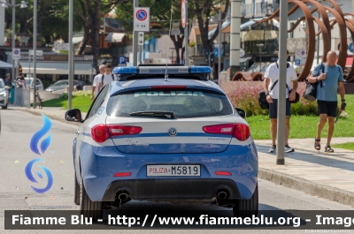 Alfa-Romeo Nuova Giulietta restyle
Polizia di Stato
Squadra Volante
Allestimento NCT Nuova Carrozzeria Torinese
POLIZIA M5819
Parole chiave: Alfa-Romeo Nuova_Giulietta_restyle JEAS-2022 POLIZIAM5819