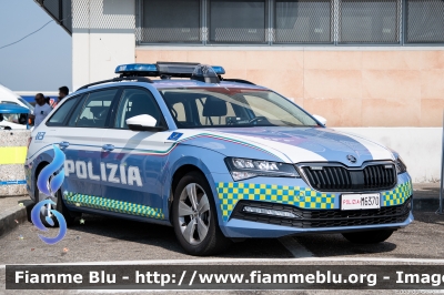 Skoda Superb Wagon III serie restyle
Polizia di Stato
Polizia Stradale
POLIZIA M6370
Parole chiave: Skoda Superb_Wagon_IIIserie_restyle POLIZIAM6370