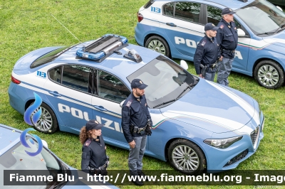 Alfa Romeo Nuova Giulia
Polizia di Stato
Squadra Volante
Allestimento FCA
POLIZIA M7667
Parole chiave: Alfa-Romeo Nuova_Giulia POLIZIAM7667