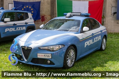 Alfa Romeo Nuova Giulia
Polizia di Stato
Squadra Volante
Allestimento FCA
POLIZIA M7667
Parole chiave: Alfa-Romeo Nuova_Giulia POLIZIAM7667