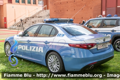 Alfa Romeo Nuova Giulia
Polizia di Stato
Squadra Volante
Allestimento FCA
POLIZIA M7667
Parole chiave: Alfa-Romeo Nuova_Giulia POLIZIAM7667