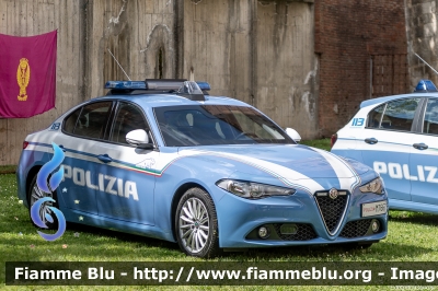 Alfa Romeo Nuova Giulia
Polizia di Stato
Squadra Volante
Allestimento FCA
POLIZIA M7667
Parole chiave: Alfa-Romeo Nuova_Giulia POLIZIAM7667