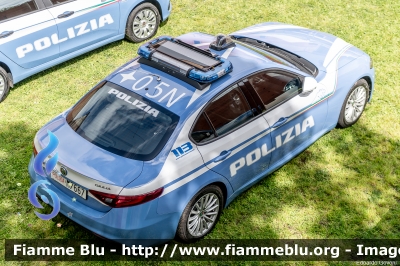 Alfa Romeo Nuova Giulia
Polizia di Stato
Squadra Volante
Allestimento FCA
POLIZIA M7667
Parole chiave: Alfa-Romeo Nuova_Giulia POLIZIAM7667