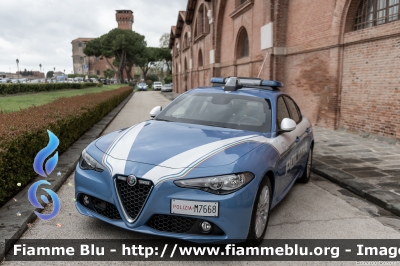 Alfa-Romeo Nuova Giulia
Polizia di Stato
Squadra Volante
Allestimento FCA
POLIZIA M7668
Parole chiave: Alfa-Romeo Nuova_Giulia POLIZIAM7668  Festa_della_Polizia_2023