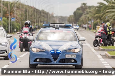 Alfa-Romeo Nuova Giulia
Polizia di Stato
Polizia Stradale
in scorta al Giro d'Italia 2023
Auto 1
POLIZIA M7734
Parole chiave: Alfa-Romeo Nuova_Giulia POLIZIAM7734