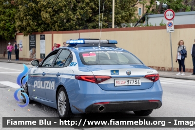 Alfa-Romeo Nuova Giulia
Polizia di Stato
Polizia Stradale
in scorta al Giro d'Italia 2023
Auto 1
POLIZIA M7734
Parole chiave: Alfa-Romeo Nuova_Giulia POLIZIAM7734