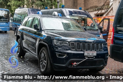 Jeep Grand Cherokee IV serie restyle
Polizia Penitenziaria
Servizio Traduzioni e Piantonamenti
Allestimento Autocarrozzeria Moderna
POLIZIA PENITENZIARIA 004 AH
Parole chiave: Jeep Grand_Cherokee_IVserie_restyle POLIZIAPENITENZIARIA004AH