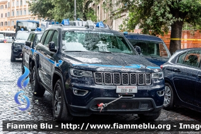 Jeep Grand Cherokee IV serie restyle
Polizia Penitenziaria
Servizio Traduzioni e Piantonamenti
Allestimento Autocarrozzeria Moderna
POLIZIA PENITENZIARIA 008 AH
Parole chiave: Jeep Grand_Cherokee_IVserie_restyle POLIZIAPENITENZIARIA008AH