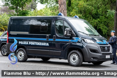 Fiat Ducato X290
Polizia Penitenziaria
Servizio Traduzioni e Piantonamenti
Minibus Trasporto Detenuti
POLIZIA PENITENZIARIA 419 AJ
Parole chiave: Fiat Ducato_X290 POLIZIAPENITENZIARIA419AJ