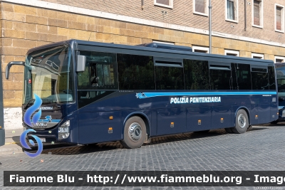 Iveco Crossway
Polizia Penitenziaria
POLIZIA PENITENZIARIA 460 AG
Parole chiave: Iveco Crossway POLIZIAPENITENZIARIA460AG