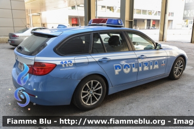 Bmw 320 F31 Touring
Polizia di Stato
Polizia Stradale in servizio sulla rete autostradale di Autostrade per l'Italia
Autovettura allestita Marazzi
Decorazione Grafica Artlantis
POLIZIA H8906
Parole chiave: Bmw 320_F31_Touring POLIZIAH8906 Motor_Show_2017