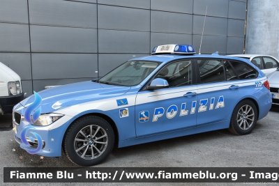 Bmw 320 F31 Touring
Polizia di Stato
Polizia Stradale in servizio sulla rete autostradale di Autostrade per l'Italia
Autovettura allestita Marazzi
Decorazione Grafica Artlantis
POLIZIA H8906
Parole chiave: Bmw 320_F31_Touring POLIZIAH8906 Motor_Show_2017