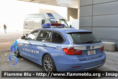 Bmw 320 F31 Touring
Polizia di Stato
Polizia Stradale in servizio sulla rete autostradale di Autostrade per l'Italia
Autovettura allestita Marazzi
Decorazione Grafica Artlantis
POLIZIA H8906
Parole chiave: Bmw 320_F31_Touring POLIZIAH8906 Motor_Show_2017