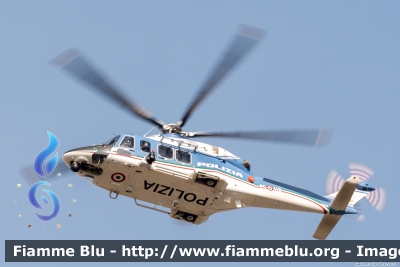 Leonardo AW139
Polizia di Stato
Servizio Aereo
VIII Reparto Volo - Firenze
PS 118
Parole chiave: Leonardo AW139