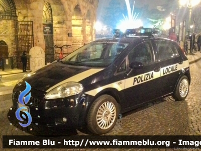 Fiat Grande Punto
Polizia Locale Verona
POLIZIA LOCALE YA 824 AC
Parole chiave: Fiat Grande_Punto POLIZIALOCALEYA824AC