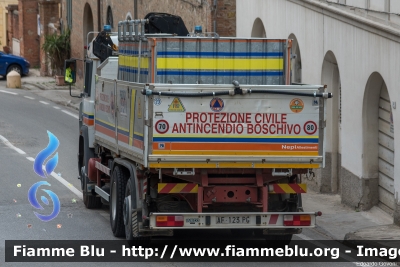 Iveco Turbostar 190-36
Misericordia di Peccioli (PI)
Antincendio Boschivo - Protezione Civile
Allestito Nepi Allestimenti
Parole chiave: Iveco Turbostar_190-36