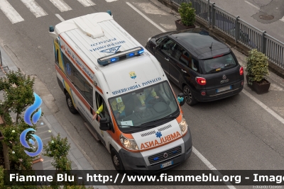 Fiat Ducato X250
Misericordia di Ponsacco (PI)
Allestita Mariani Fratelli
Codice Automezzo: 407
Parole chiave: Fiat Ducato_X250 Ambulanza