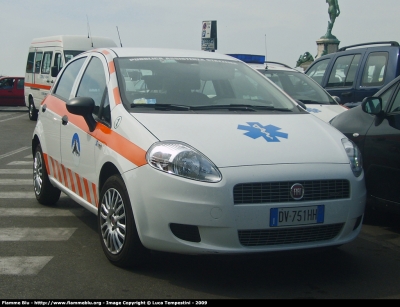 Fiat Grande Punto
Pubblica Assistenza Stazzema
Parole chiave: Fiat Grande_Punto 118_Versilia Servizi_Sociali PA_Stazzema