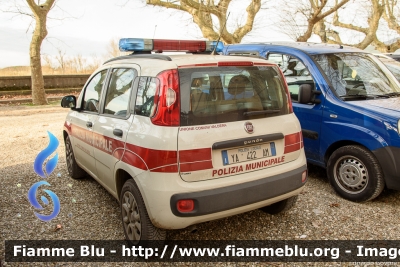 Fiat Nuova Panda II serie
Polizia Municipale Unione Valdera (PI)
Codice Automezzo: 11
Allestito Ciabilli
POLIZIA LOCALE YA 422 AM
Parole chiave: Fiat Nuova_Panda_IIserie POLIZIALOCALEYA422AM SanSebastiano2020