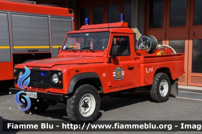 Land Rover Defender 110 HCPU
Vigili del Fuoco
Corpo Permanente di Bolzano
Berufsfeuerwehr Bozen
Allestimento BAI
VF 013 BZ
Parole chiave: Land-Rover Defender_110_HCPU VF013BZ