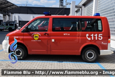 Volkswagen Transporter T5
Vigili del Fuoco 
Unione Distrettuale Alta Val Pusteria
Corpo Volontario di San Martino Caises
Freiwillige Feuerwehr St. Martin in Gsies
VF 01T BZ
Parole chiave: Volkswagen Transporter_T5 VF01TBZ