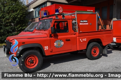 Land Rover Defender 110 HCPU
Vigili del Fuoco
Corpo Permanente di Bolzano
Berufsfeuerwehr Bozen
Allestimento BAI
VF 020 BZ
Parole chiave: Land-Rover Defender_110_HCPU VF020BZ