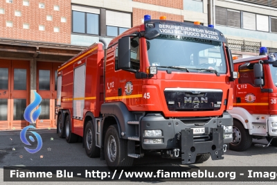 Man TGS 35.540 I serie
Vigili del Fuoco
Corpo Permanente di Bolzano
Berufsfeuerwehr Bozen
AutoBottePompa allestimento Jacinto
VF 045 BZ
Parole chiave: Man TGS_35.540_Iserie VF045BZ