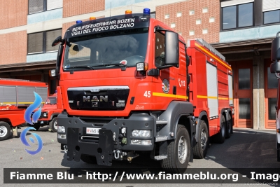 Man TGS 35.540 I serie
Vigili del Fuoco
Corpo Permanente di Bolzano
Berufsfeuerwehr Bozen
AutoBottePompa allestimento Jacinto
VF 045 BZ
Parole chiave: Man TGS_35.540_Iserie VF045BZ