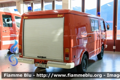 Volkswagen LT I serie
Vigili del Fuoco
Unione Distrettuale Valle Isarco
Corpo Volontario di Sciaves (BZ) 
Freiwillige Feuerwehr Schabs
Allestito Ziegler
VF 04T BZ
Parole chiave: Volkswagen LT_Iserie VF04TBZ