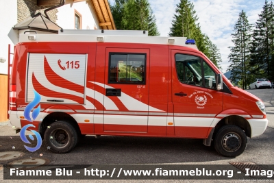 Mercedes-Benz Sprinter 4x4 III serie
Vigili del Fuoco
Unione Distrettuale Merano - Bezirksverband Meran
Corpo Volontario di Senale - 
Freiwillige Feuerwehr Unsere Liebe Frau im Walde (BZ)
Allestimento Kofler Fahrzeugbau con trazione integrale Iglhaut
VF 09J BZ
Parole chiave: Mercedes-Benz Sprinter_4x4_IIIserie VF09JBZ