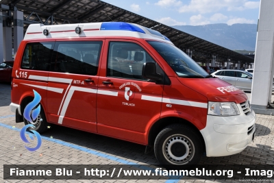 Volkswagen Transporter T5
Vigili del Fuoco 
Unione Distrettuale Alta Val Pusteria
Corpo Volontario di Dobbiaco
Freiwillige Feuerwehr Toblach 
Allestimento Brandschutz
VF 0FN BZ
Parole chiave: Volkswagen Transporter_T5 VF0FNBZ